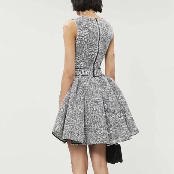 NWT Maje Reinatta Flared Jacquard Mini Dress Black White Sleeveless Sz M / 38 - Picture 6 of 7